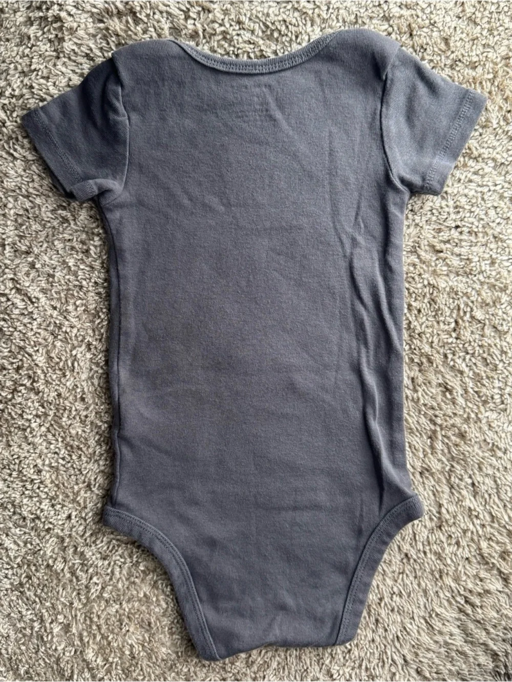 Carter’s Baby Boys 9 Months Mommy’s Hunk Gray Short Sleeve Bodysuit